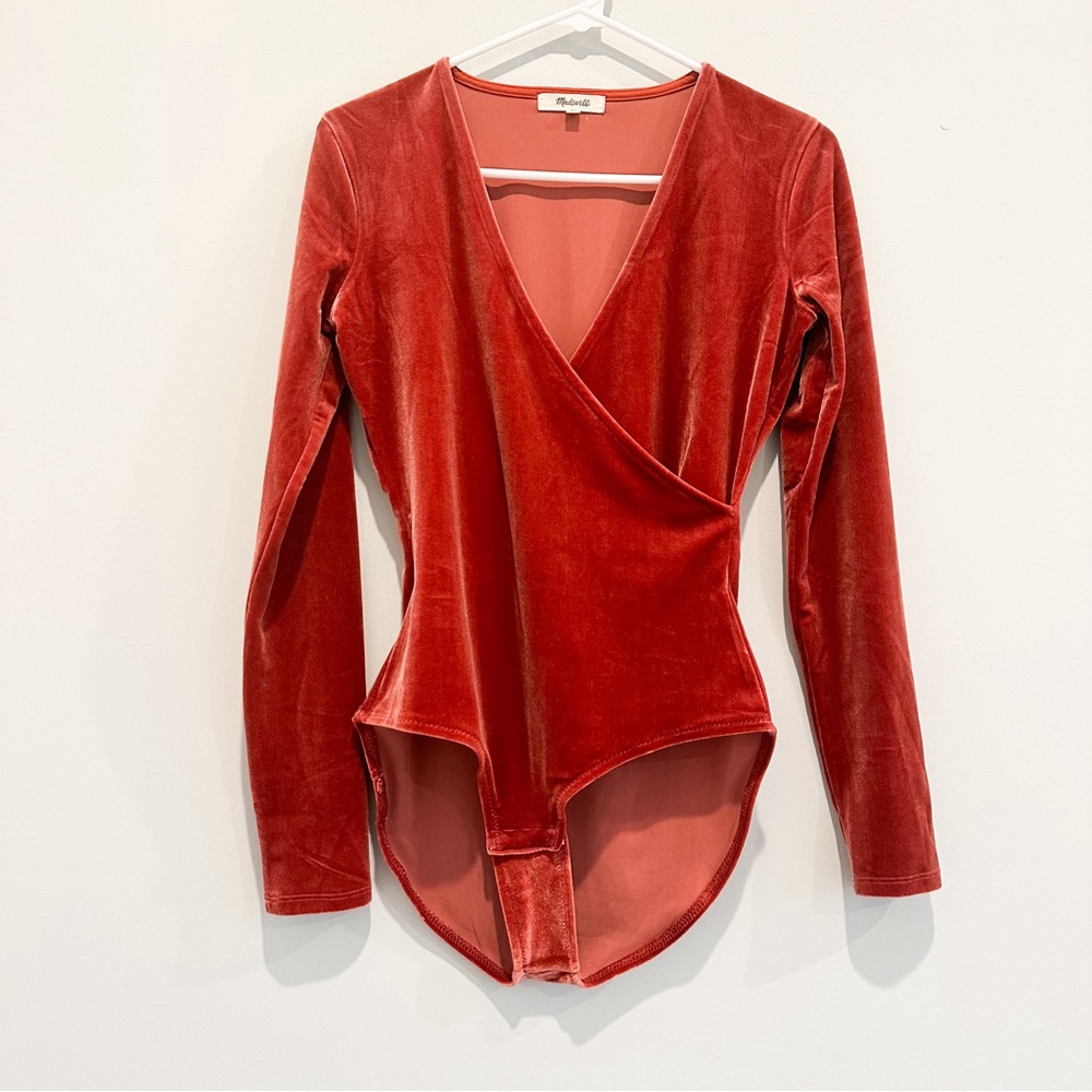 Madewell Women’s Burnt Orange Velvet Wrap Bodysuit Small
